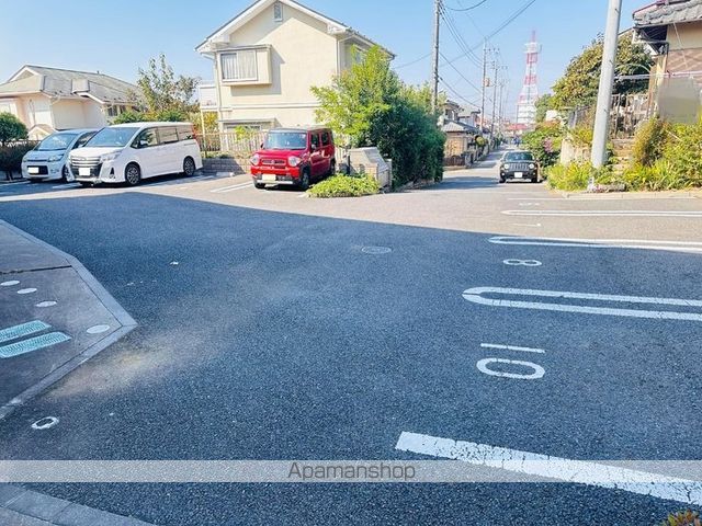 シェーングラース Cの玄関写真