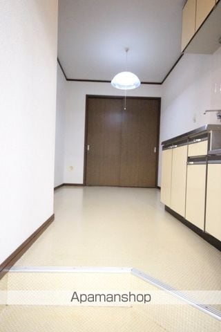 カナディアンおみかどA棟の内装写真