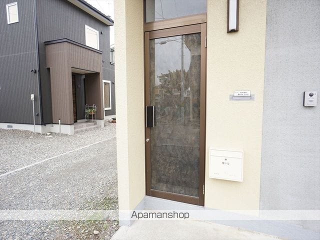白川1棟2戸貸家の玄関写真