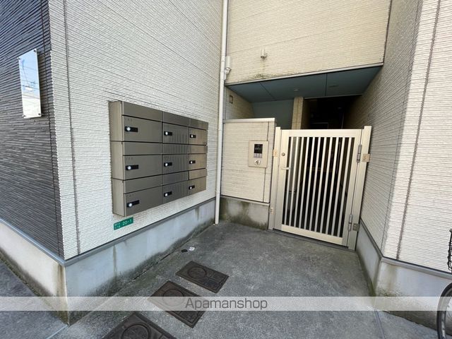 GRAND平野の玄関写真