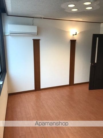 プラドール荒町の内装写真