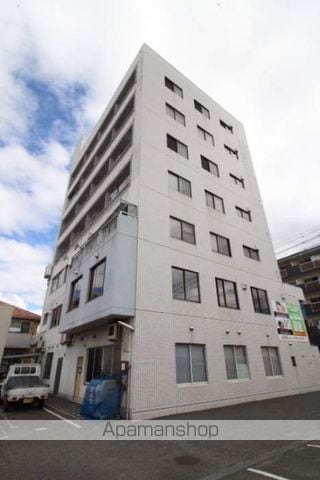 林本社ビルの外観写真