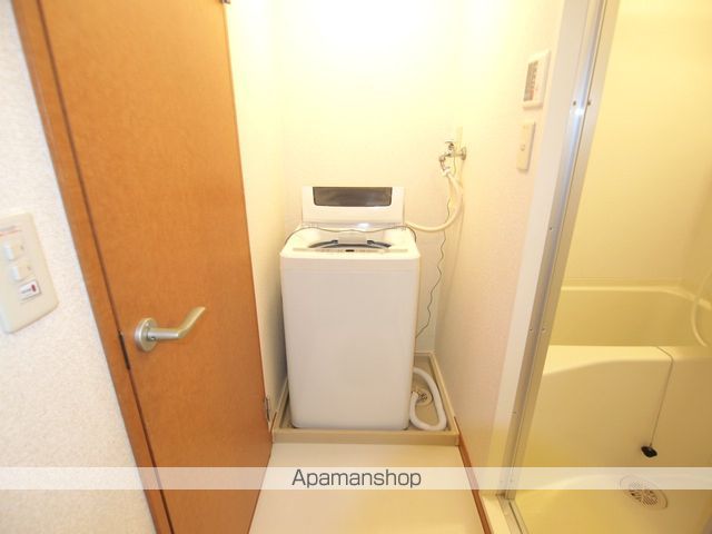 レオパレスラ レザンの内装写真