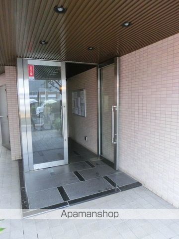 アドバンス江古田の玄関写真