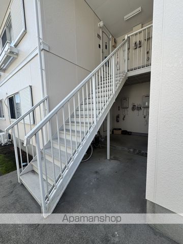 フレグランス大宮の玄関写真