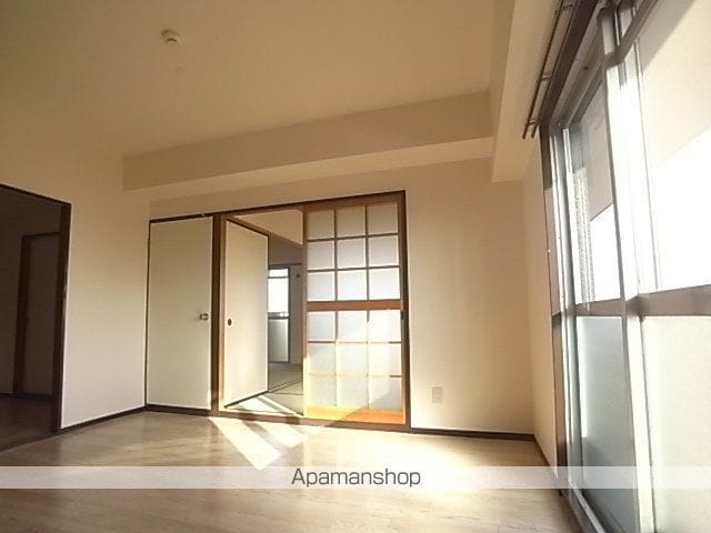 ハーバーグランドハイツ杉浦の内装写真