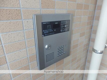 ＣＯＬＬＩＮＥ[3LDK/66.24m2]の共用部3