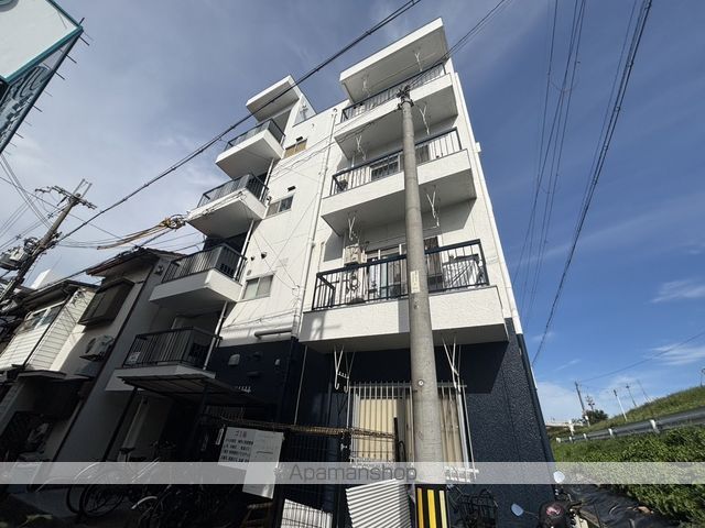 岡本マンションの外観写真
