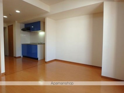 東京都千代田区神田三崎町２丁目[1K/30.17m2]のリビング・居間2