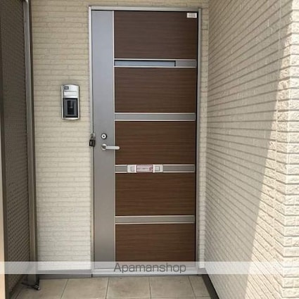 Ｃａｓａ　Ｂｒｅｅｚｅ[1LDK/46.41m2]のエントランス2