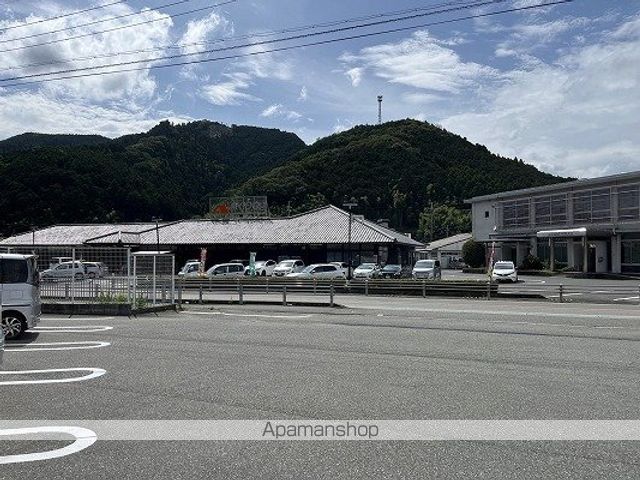 植木野ハウスA棟の周辺写真