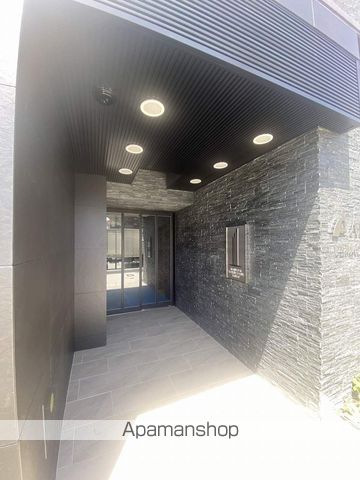 アドバンス上町台シュタットの玄関写真