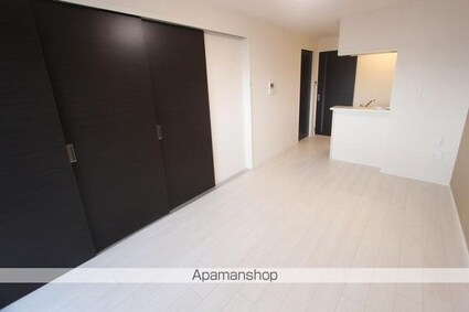 レインボースカイ　[1LDK/36m2]のリビング・居間