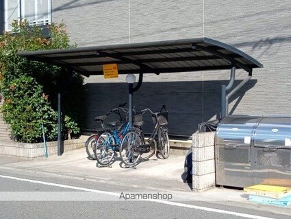 レオパレス北綾瀬[1K/19.87m2]の駐車場