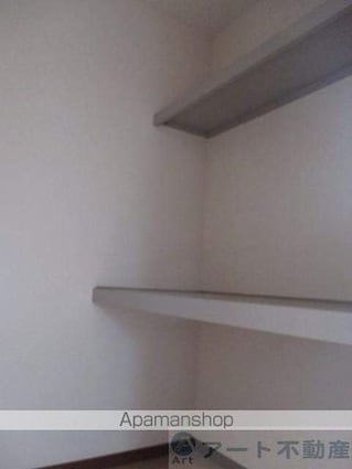 シャーメゾンあざみ野[2LDK/69.93m2]の収納