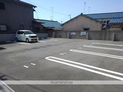 和歌山県和歌山市福島[1R/32.8m2]の駐車場1