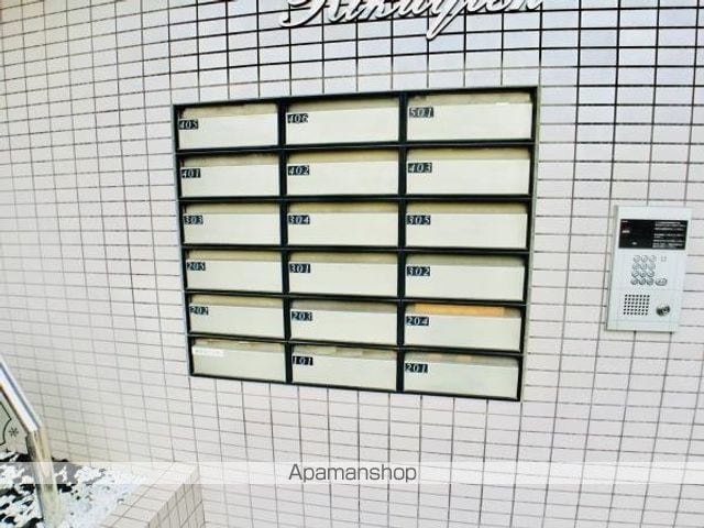 グランデュール六義園の外観写真