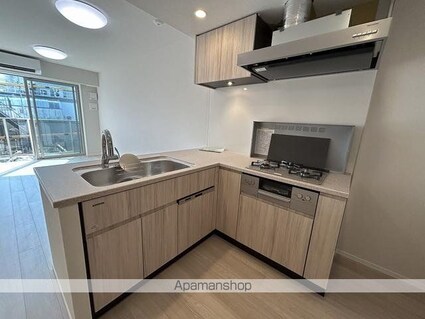 クラリティア横濱反町[3LDK/67.04m2]のリビング・居間2