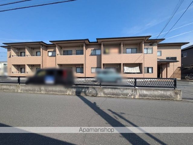 中屋マンションの外観写真
