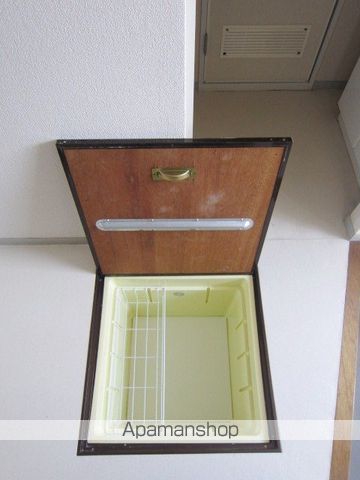 ドゥエリング・秀の内装写真