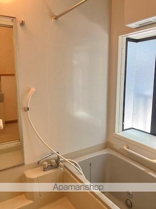 宿連寺戸建[4LDK/102.3m2]のバス