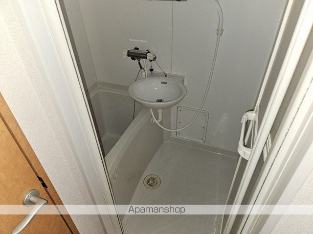 レオパレスWESTGATTERの内装写真