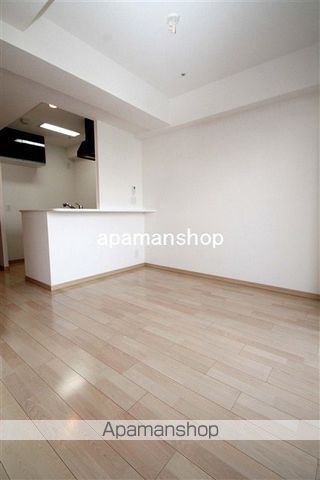 ESTEMPLAZA難波ウエストIIプレディアの内装写真