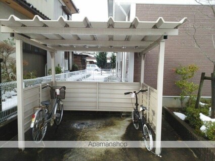 ファミール[2DK/60.03m2]の共用部