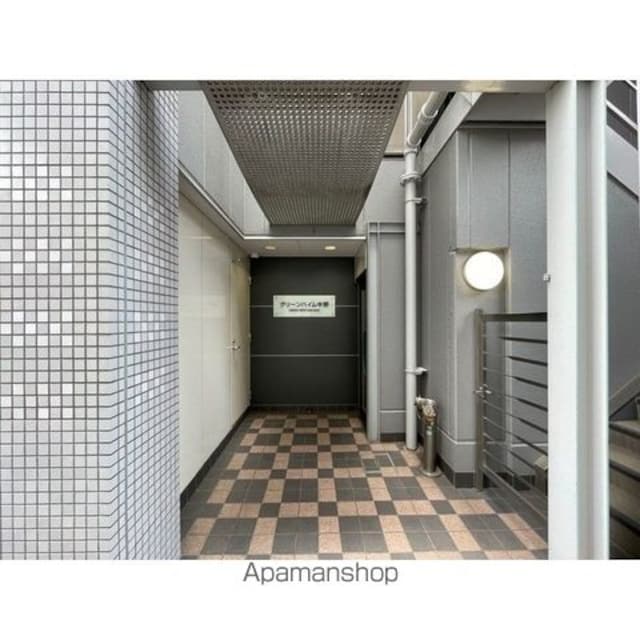 東京都中野区本町４丁目[1R/27.02m2]の外観2