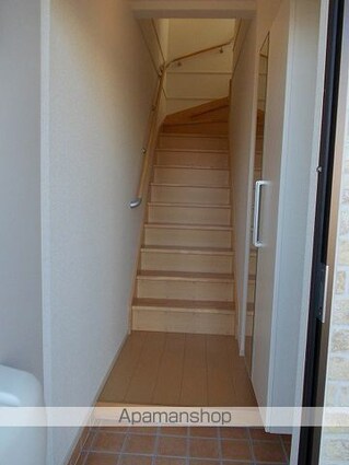 岐阜県岐阜市六条北４丁目[1LDK/45.97m2]の玄関1