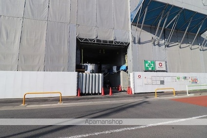 コートデルトゥール昭島[2LDK/68.47m2]のエントランス1