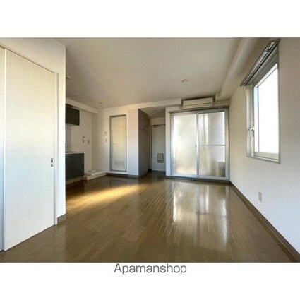 グリーンハイム中野[1R/24.94m2]のリビング・居間