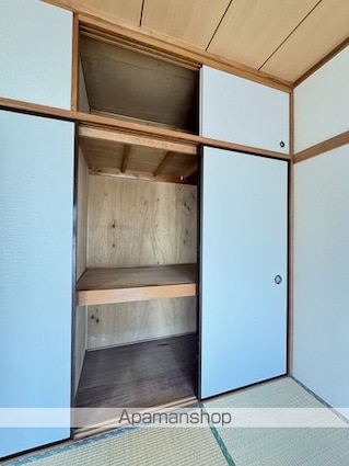 サンライズ西川[2LDK/48.6m2]の収納