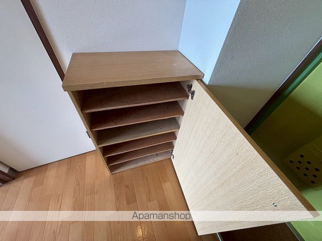 イーグル311の内装写真