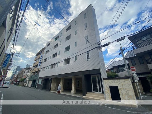 大宝 小阪本町ロイヤルハイツの外観写真