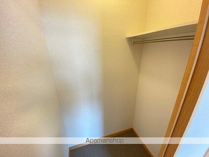 レオパレスＦｉｎｅ中沢[1K/19.87m2]の収納