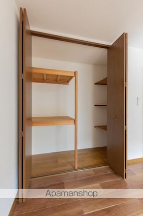 ローテンブルグⅥ[1K/26m2]の収納