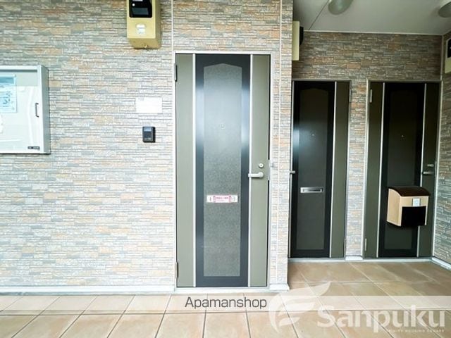 伊予鉄道郡中線 土居田駅 徒歩19分 2階建 築22年の玄関写真