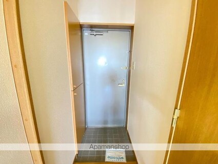 レジデンスＭ[1K/30.92m2]の玄関