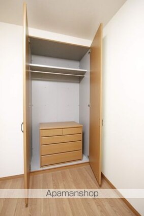 クラージュ（中新田）[1LDK/33.05m2]の収納