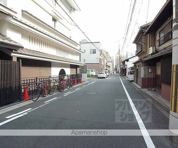 プラネシア烏丸御池の周辺写真