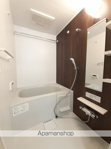 ロンシャンの内装写真