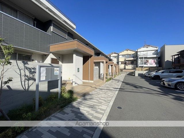 ファミールD希IIIの玄関写真