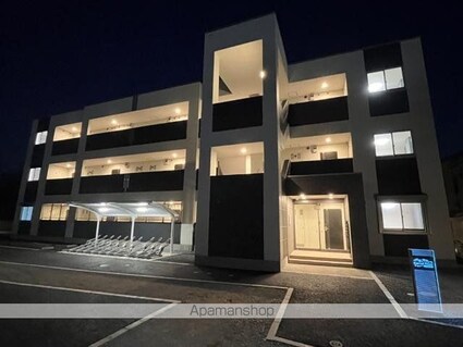 カーネル　ベイス[1LDK/41.32m2]の外観2