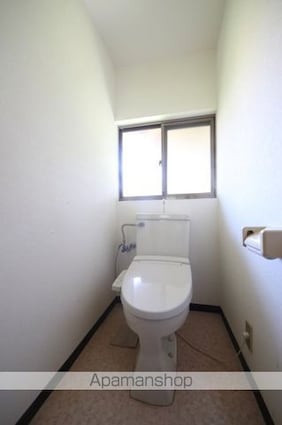 和気町戸建古民家　芳野邸[7SLDK/265m2]のトイレ