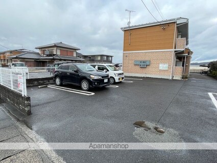 メディオⅡ[2DK/52.93m2]の駐車場2