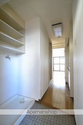 広島県広島市南区宇品西２丁目[1R/20m2]の玄関