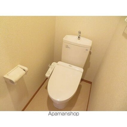 グランデュール千鳥[3LDK/77.47m2]のトイレ