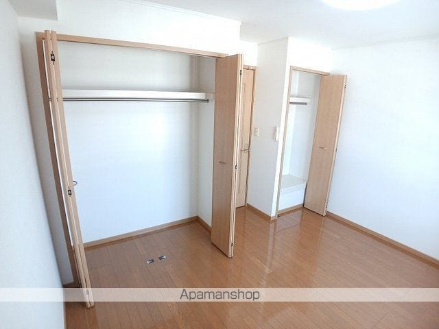 アーバン・フォレスト A棟の内装写真