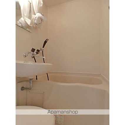 カーサ栄生[1K/15.99m2]のバス2